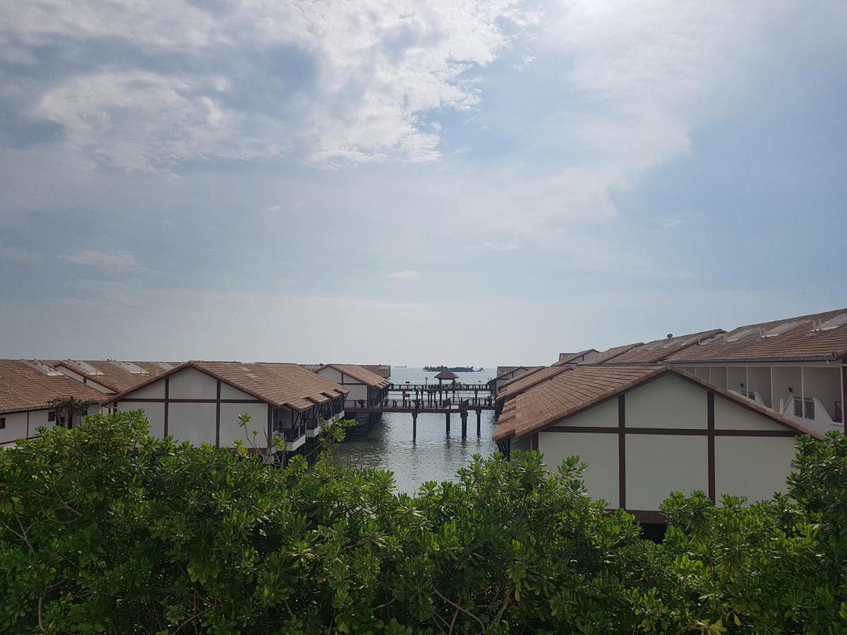 Tokido Private Water Chalet Pd Порт-Діксон Екстер'єр фото